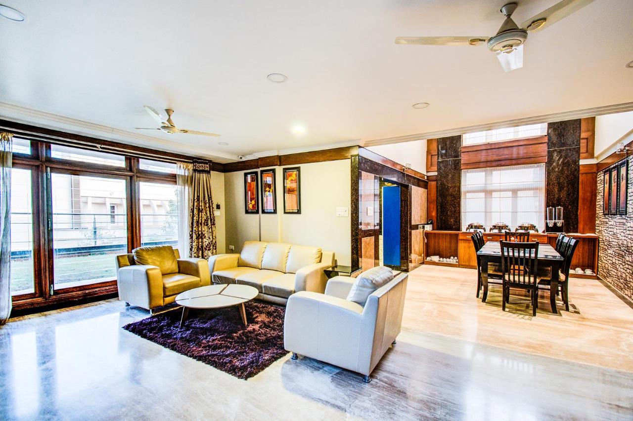 Fabexpress Wagtail Suites Bangalore Exterior photo